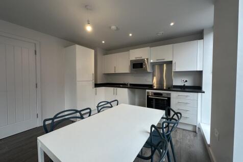 Neptune Place, Liverpool photo 3
