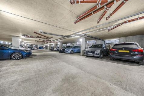 199 Burghley Court, Maidenhead, SL6 1AW11.jpg