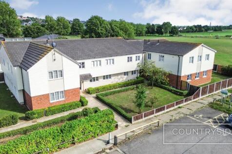 Benfleet, SS7 - property photo