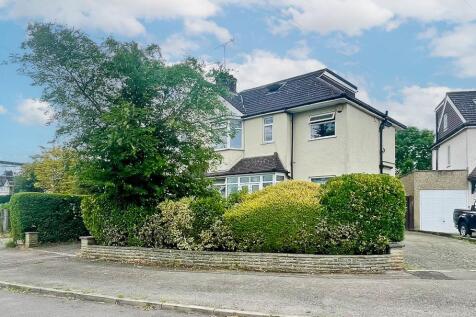 77 Auckland Road EN4 Ext 1.jpg