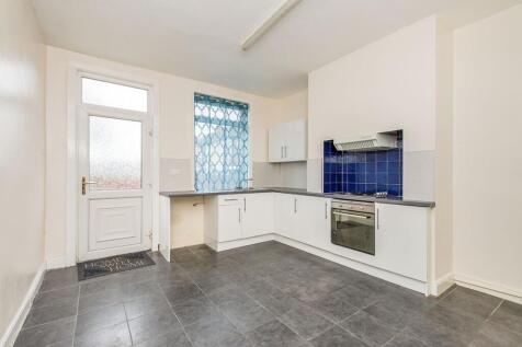 Kitchen / Dining Roo