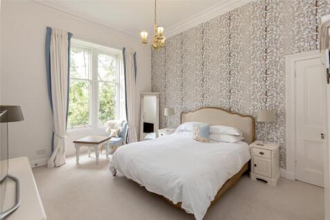 5 bed, 4 bath House in Edinburgh - Photo 16