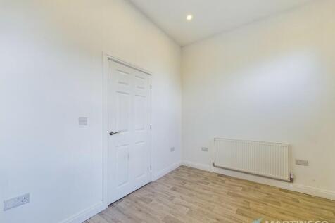 Kitchen (Dining S...