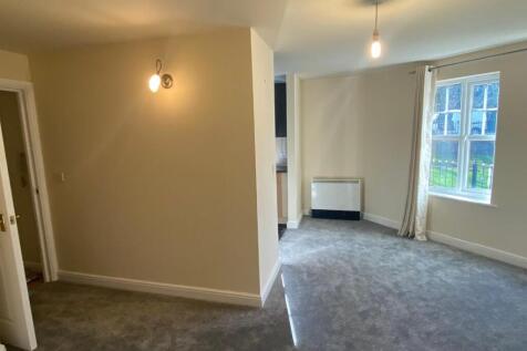 Lounge dining room 1.jpeg