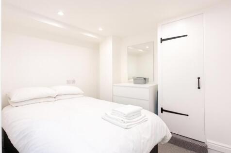 minimalist_bedroom_marketing