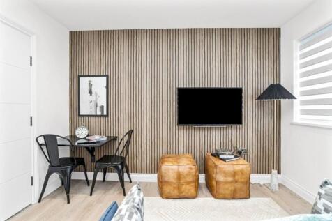 Clammas Way, Uxbridge, UB8 3AN photo 3