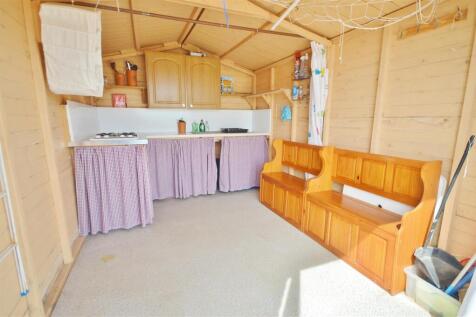 INTERNAL VIEW OF BEACH HUT