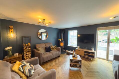 Sitting Room (1).jpg