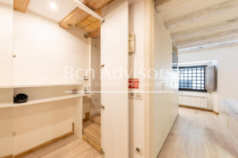 Encantador-duplex-con-patio-y-elementos-origina...