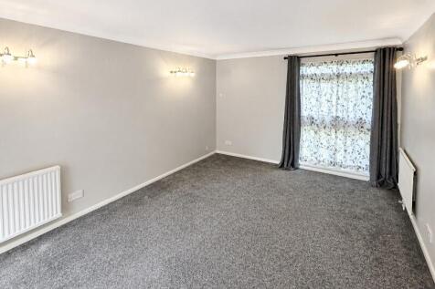 Living room (2)
