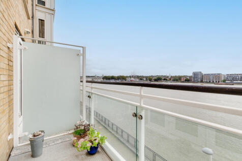 Two River Facing Balconies