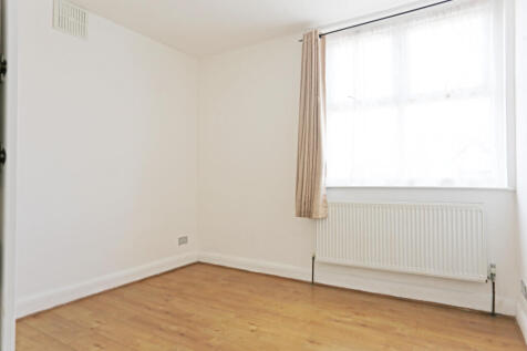 Quebec Road, Gants Hill, IG2 photo 5