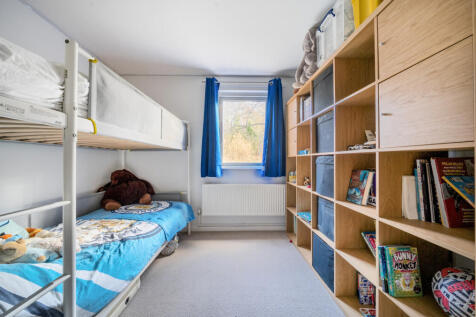 1389422-4-694bd52...