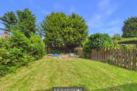 CAM02371G0-PR0113-STILL008.jpg