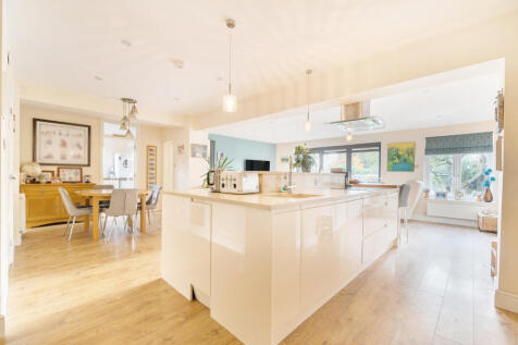 1371775-24-6900e9...