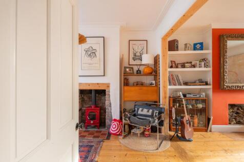 0S4REN - Living Room C.jpg