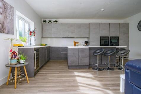 Kitchen/Lounge