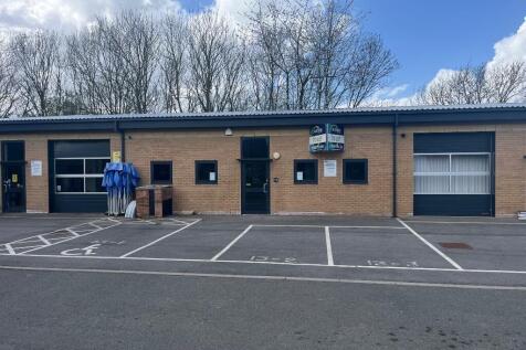 Commercial Property to rent Image 9