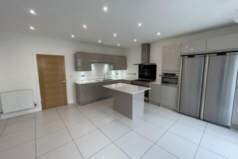 Beech Close, Harlow Hill, Harrogate, North Yorkshire, HG2 photo 3