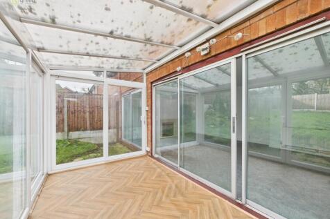 4 bed, 1 bath Semi-Detached in Birmingham - Photo 14