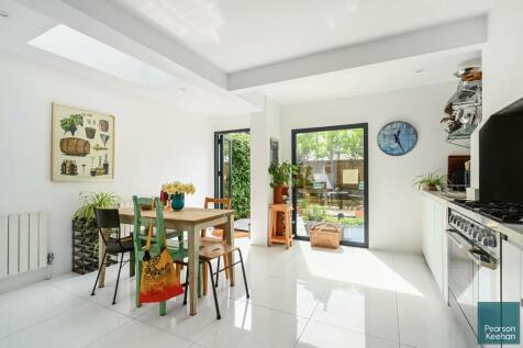 20 Mortimer rd bn3 (15).jpg