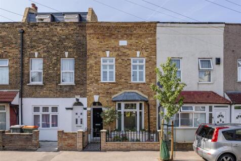 Suffolk Street, E7