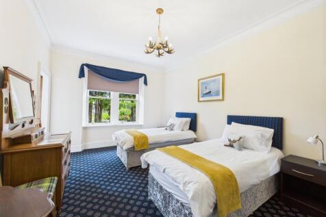 CAM03481G0-PR0105-STILL045