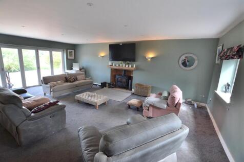 Leicester Road (9).JPG