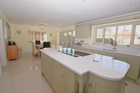 Aviary Close, Grantham photo 4