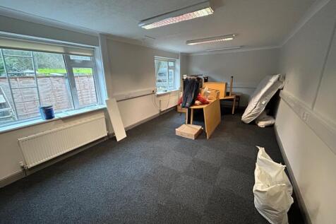 Office to rent Image 4