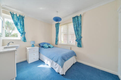 1331665-20-6891d7...