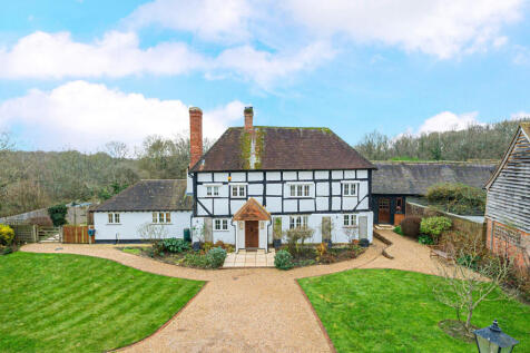 1389384-1-693ffee...