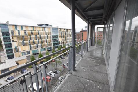 LARGE BALCONY