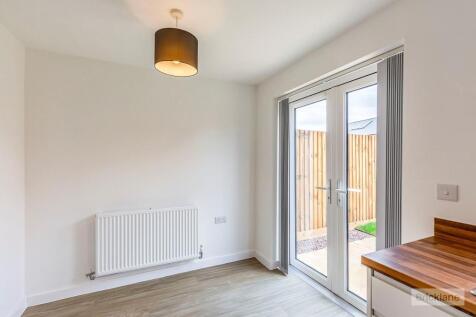 Blackcap Close, Rothwell, Northamponshire, NN14 6GF photo 4