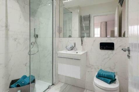Master Ensuite