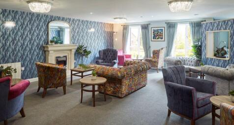 Homeonwers lounge