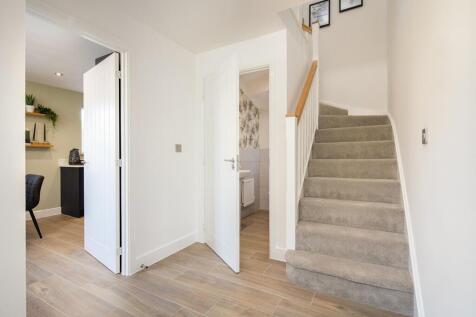 A light and bright entrance to your new home