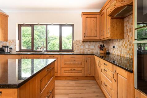 Kitchen/Breakfast Rm