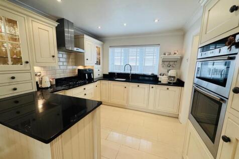 Kitchen Dining Family Room