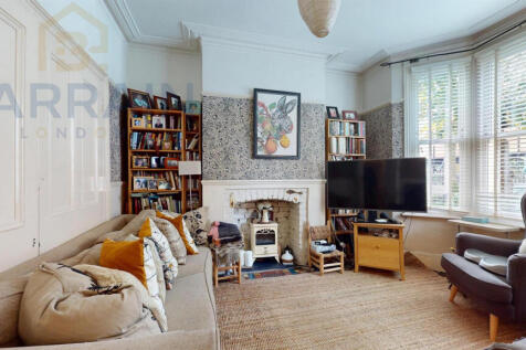 London, E15 - property photo