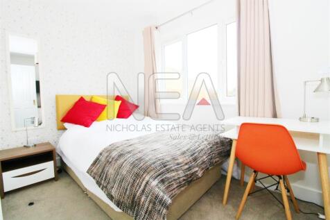 Bedroom Two &amp; en-suite