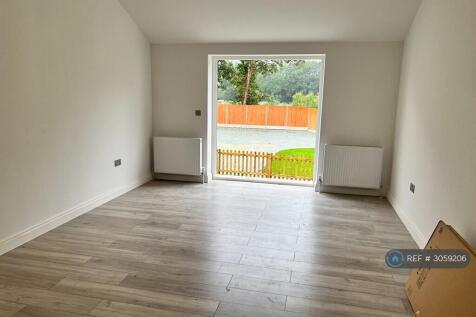 Southwood Road, London, SE9 photo 3