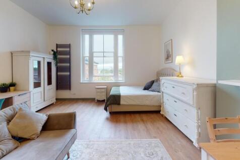1-bed flat on Princes Road, Liverpool, £1,018/mo