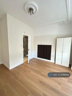 Large Double Bedroom