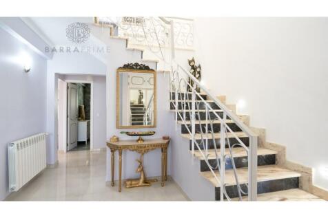 Detached House of 4 Rooms for sale in the Centre of Bordeira, Santa Bárbara de Nexe