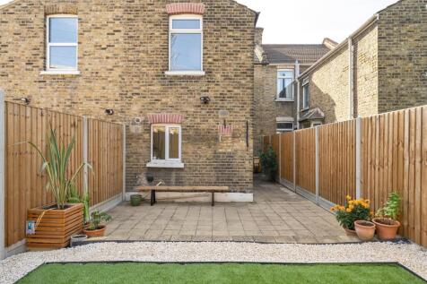 Sebert Road, E7