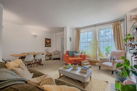 Crookham Road, London, SW6 photo 2