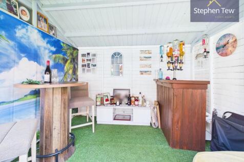 Outhouse/Bar
