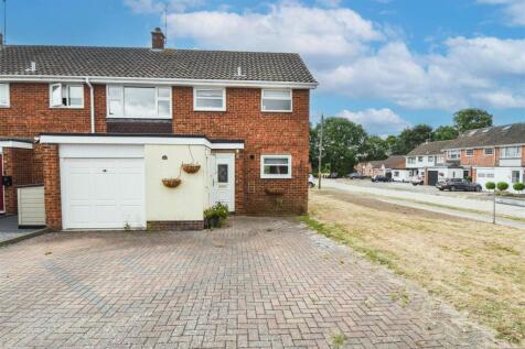 Brentwood, CM15 - property photo