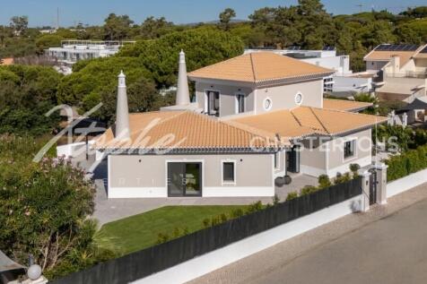Vilas Alvas 4 Bed Fully Renovated Luxury Villa for Sale (2)
